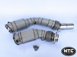 BMW M3 M4 F80 F82 DOWNPIPES WITH 200 CELL HI-FLOW SPORTS CATS & HEAT SHIELD 14-